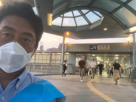 夕方は立花駅前で一人街頭宣伝。