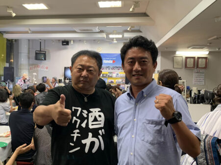 今朝は阪神尼崎センタープール前駅での挨拶からスタート。