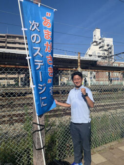 今朝はJR塚口駅前で挨拶。