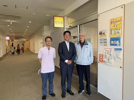 今朝は武庫之荘駅での街頭宣伝からスタート。